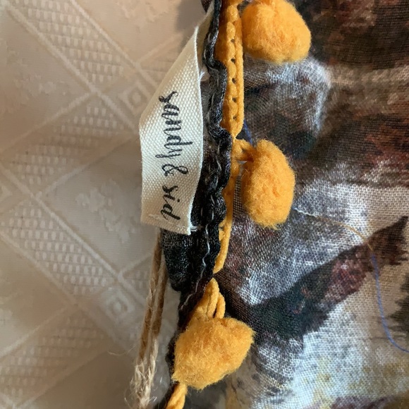 Sandy & Sid tassel Sarong wrap or Shawl NWT - Picture 3 of 4